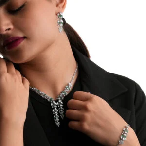 سرویس بر پایه جواهر سه بعدی زنجیر سنگین رنگی