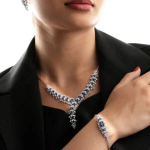 سرویس بر پایه جواهر سه بعدی زنجیر سنگین رنگی