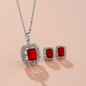 نیم‌ست  بر پایه جواهر دوبعدی  رنگی