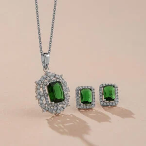 نیم‌ست  بر پایه جواهر دوبعدی  رنگی