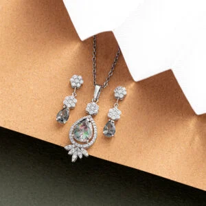 نیم‌ست  بر پایه جواهر دوبعدی  رنگی