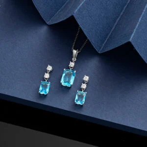 نیم‌ست  بر پایه جواهر دوبعدی  رنگی