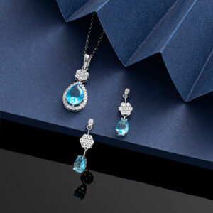 نیم‌ست  بر پایه جواهر دوبعدی  رنگی