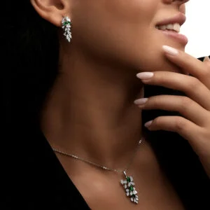 نیم ست بر پایه جواهر سه بعدی رنگی