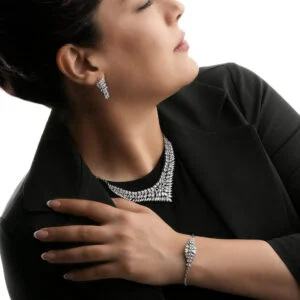 سرویس بر پایه جواهر سه بعدی زنجیر سنگین