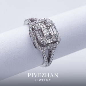 انگشتر بر پایه جواهر امرالدکات