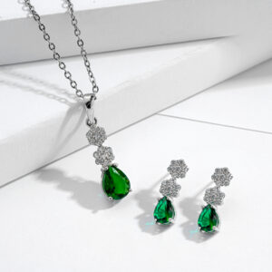 نیم‌ست  بر پایه جواهر دوبعدی  رنگی