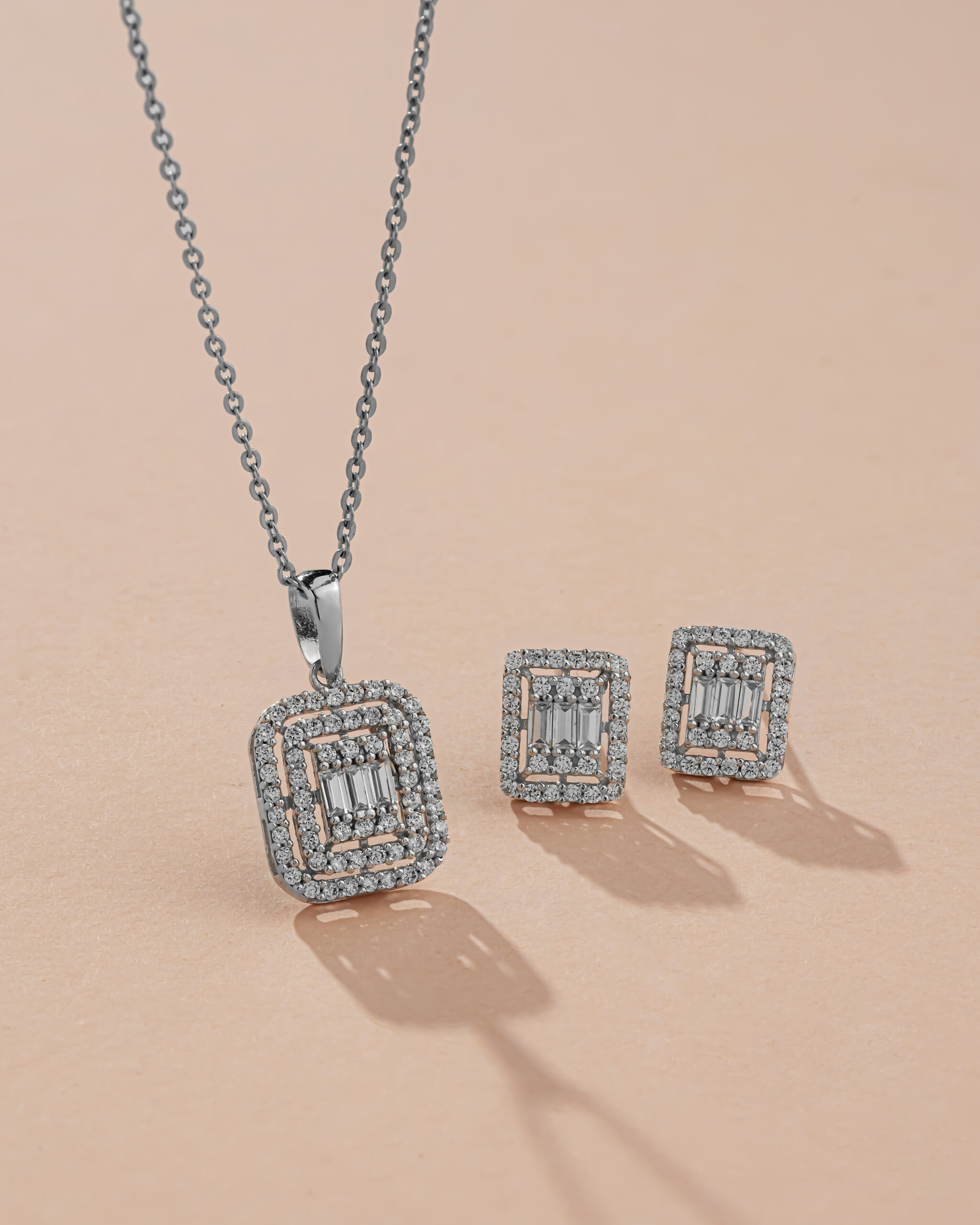 Stacked from 8 images. Method=B (R=8,S=3)