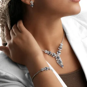 سرویس بر پایه جواهر سه بعدی  زنجیر سنگین