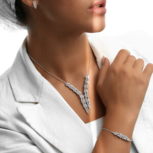 سرویس بر پایه جواهر دو بعدی زنجیر سبک