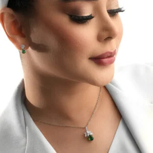 نیم ست سه بعدی بر پایه جواهر رنگی