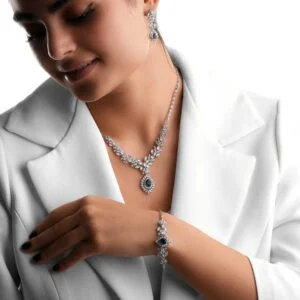 سرویس سه بعدی بر پایه جواهرطوفان سرخ زنجیرسنگین رنگی