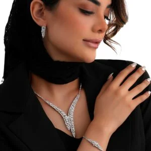 سرویس سه بعدی بر پایه جواهرطوفان سرخ زنجیرسنگین