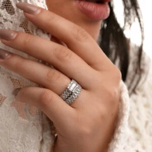 انگشتر بر پایه جواهر حلقه و پشت حلقه